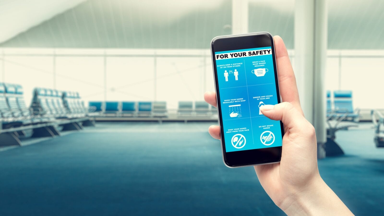 Application on the phone with guidelines for travelers at the airport.