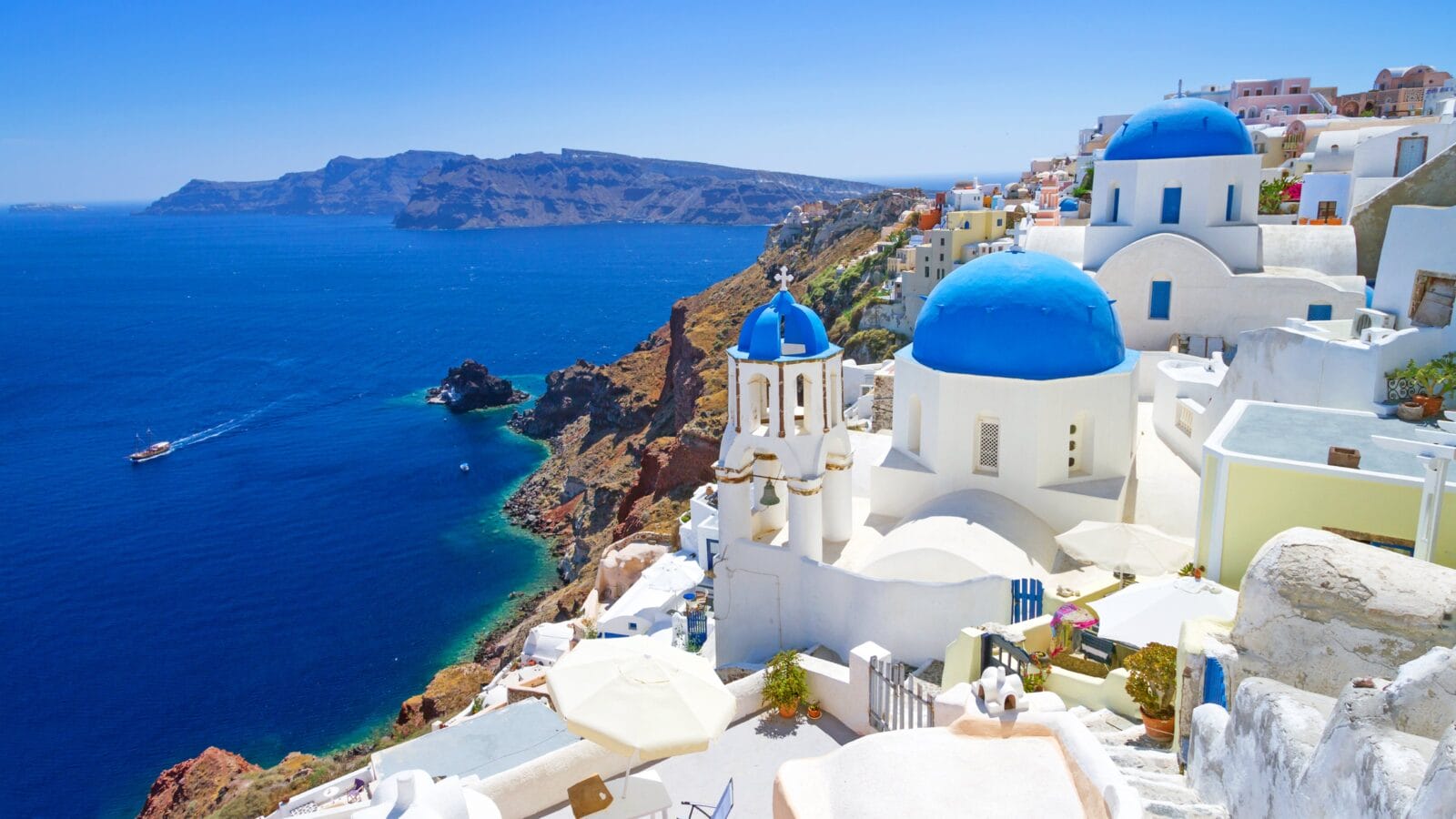 White architecture of Oia village on Santorini island, Greece