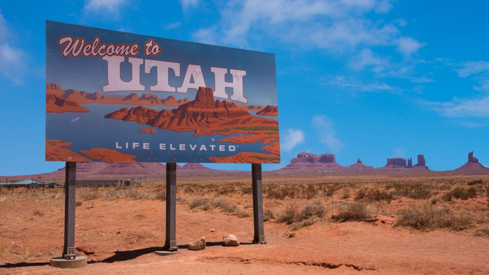 Welcome to Utah road sign