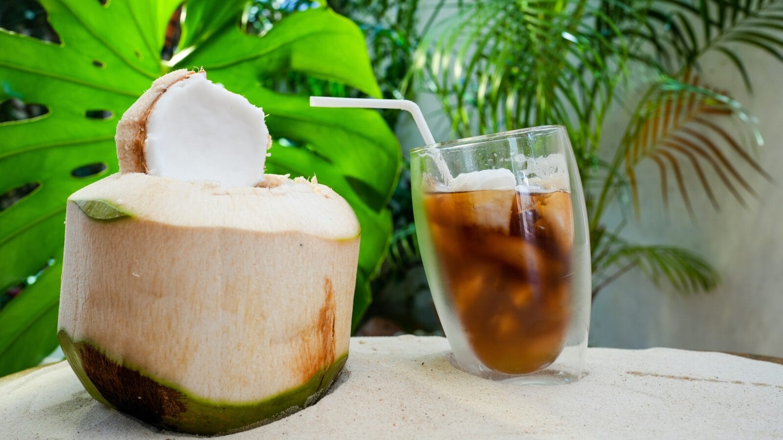 Iced Coconut Coffee In Double Wall Glass
