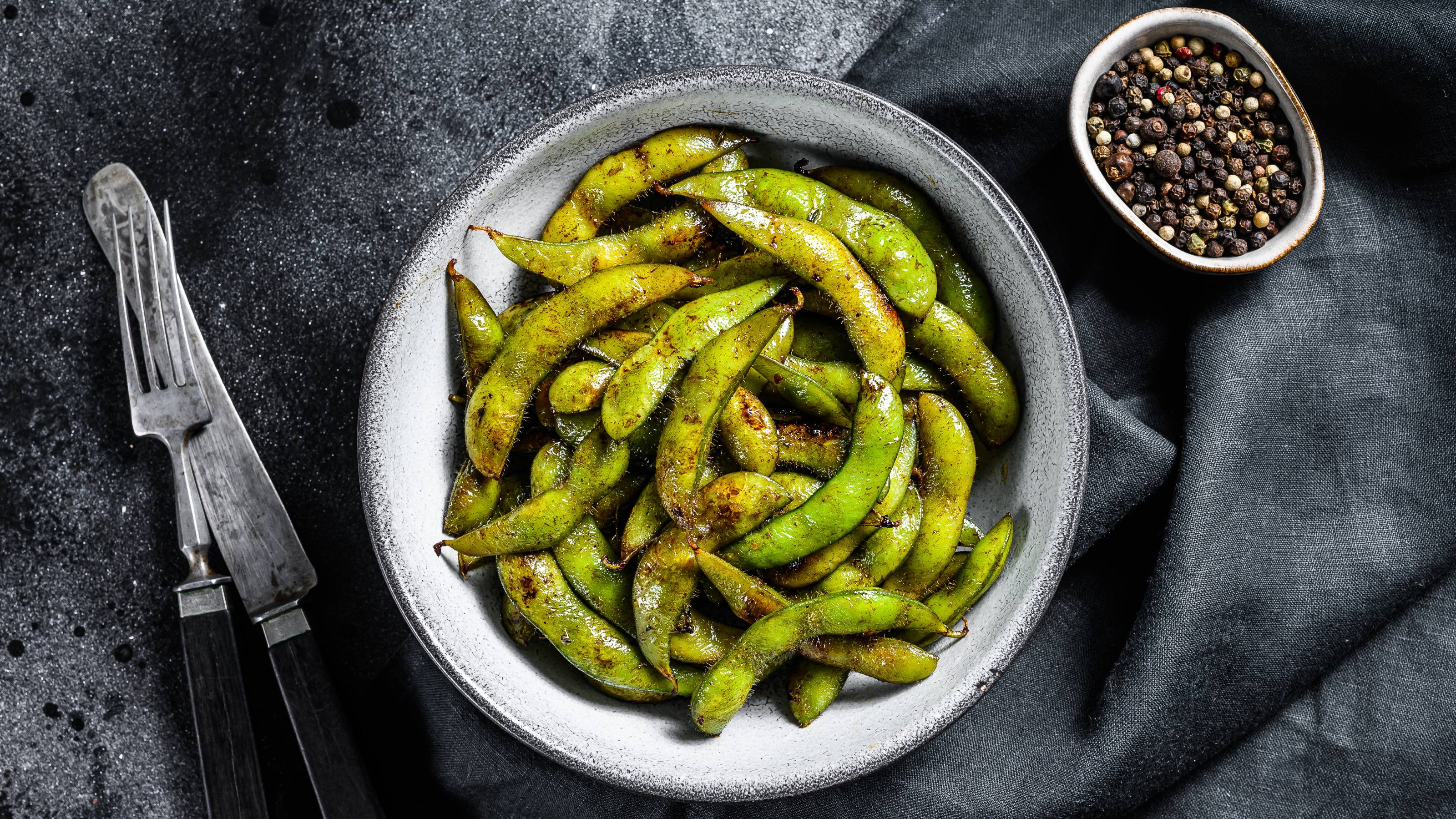 Roasted green edamame soybeans, japanese food.