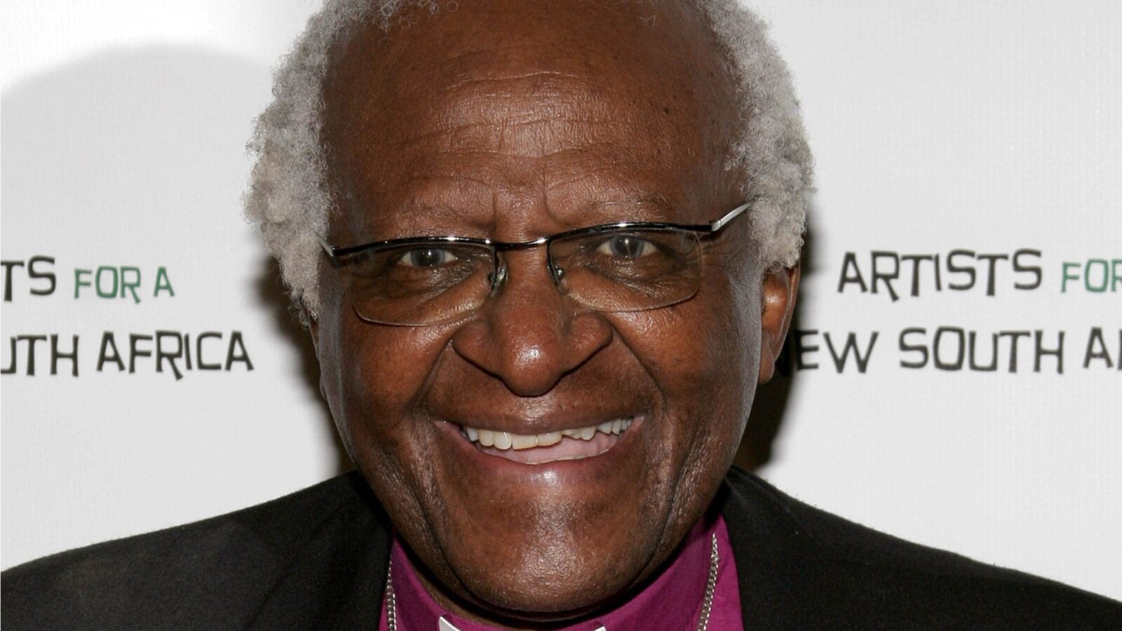 Desmond Tutu attends the Archbishop Desmond Tutu's 75th Birthday Celebration held at the Regent Beverly Wilshire Hotel in Beverly Hills, California