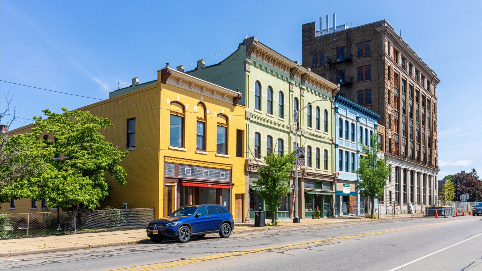 Historic block of buildings, including the 1915Manufacters Hanover building